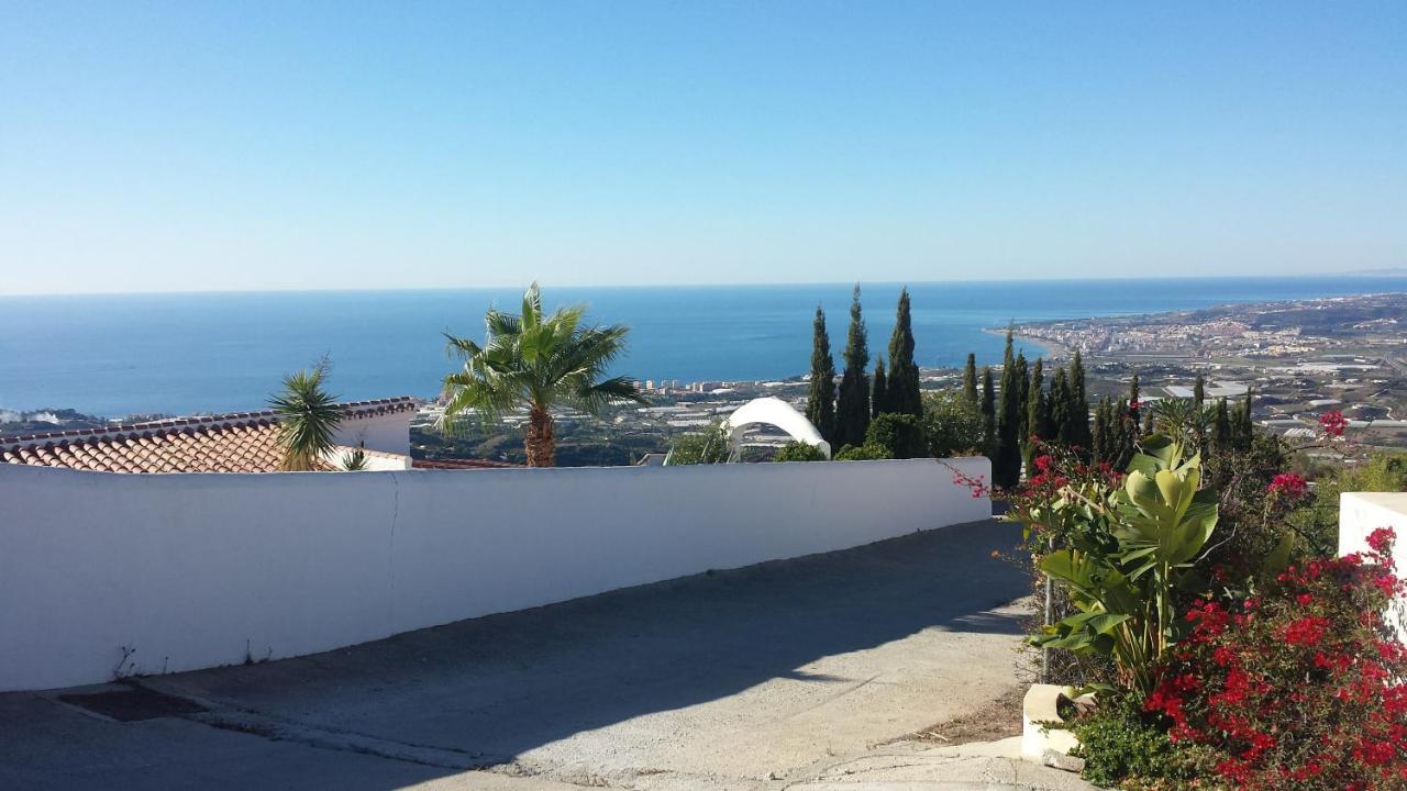 Villa Perla Blanca Sayalonga 외부 사진