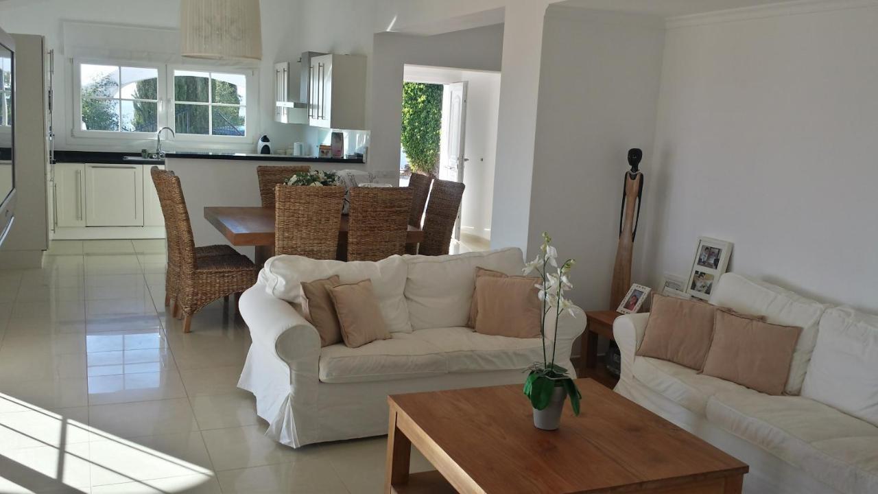 Villa Perla Blanca Sayalonga 외부 사진