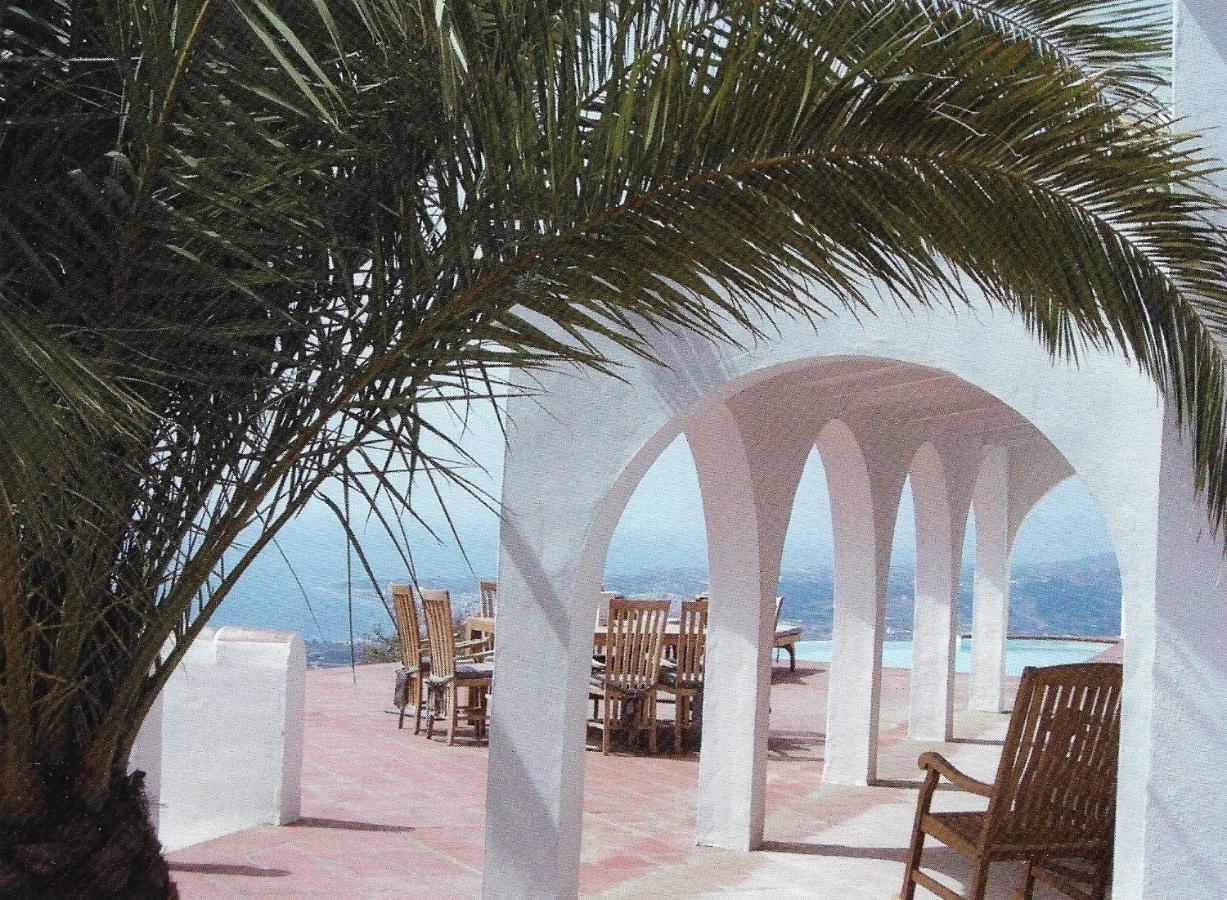 Villa Perla Blanca Sayalonga 외부 사진
