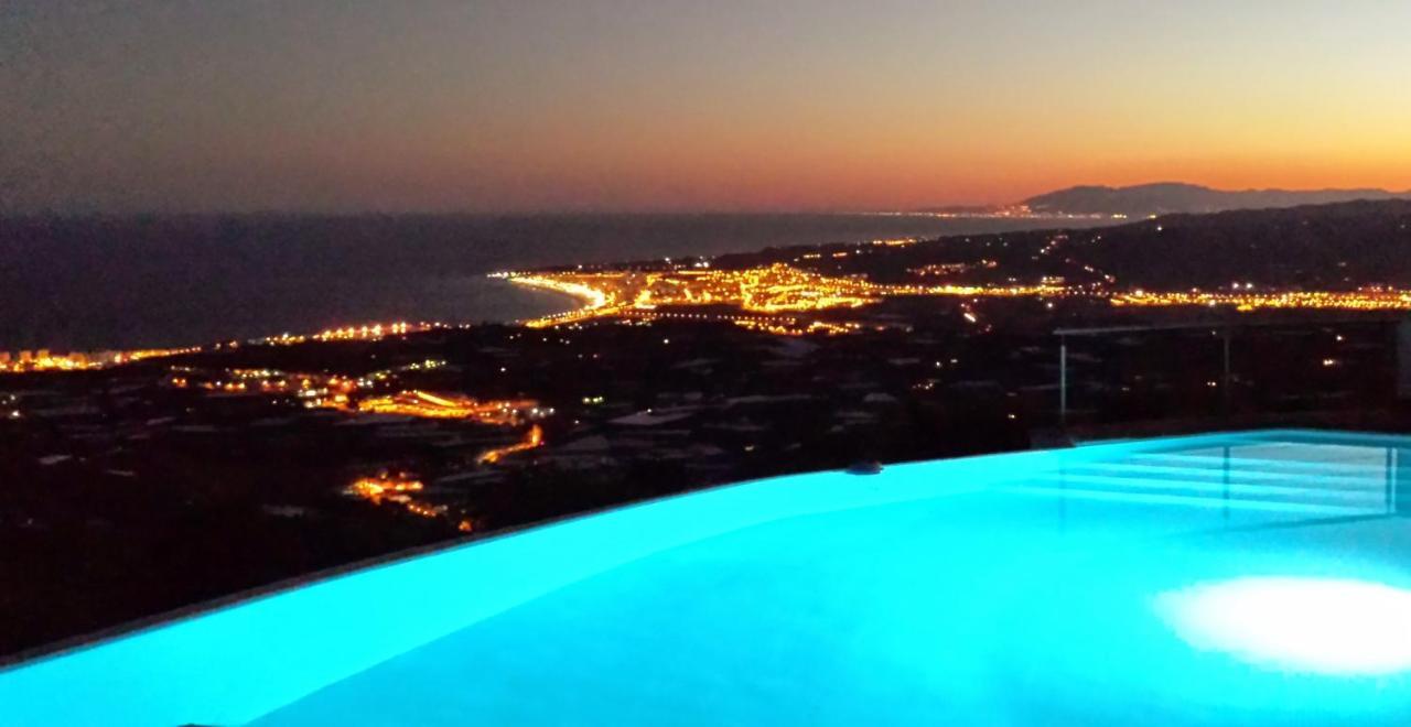 Villa Perla Blanca Sayalonga 외부 사진